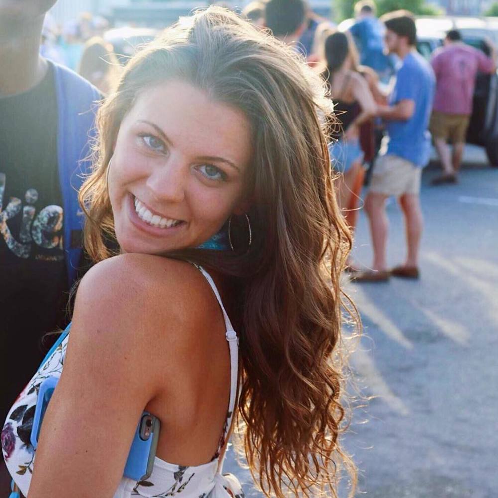 Meet your Posher, Ashley